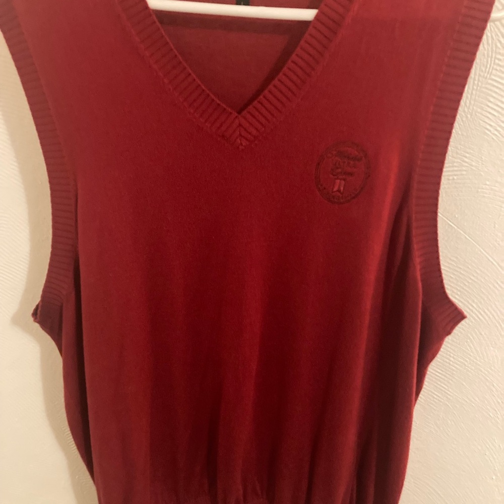 Michelob ultra golf sleeveless sweater